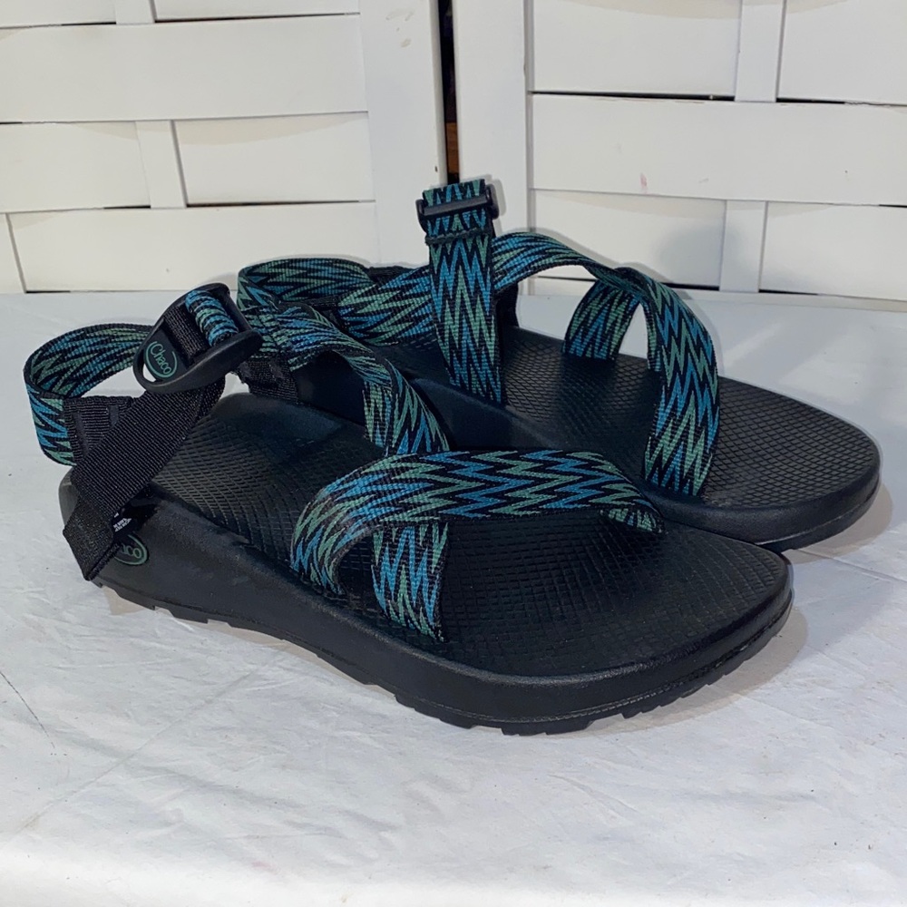 Chaco Men’s Black and Blue Strappy Sandals Size 9